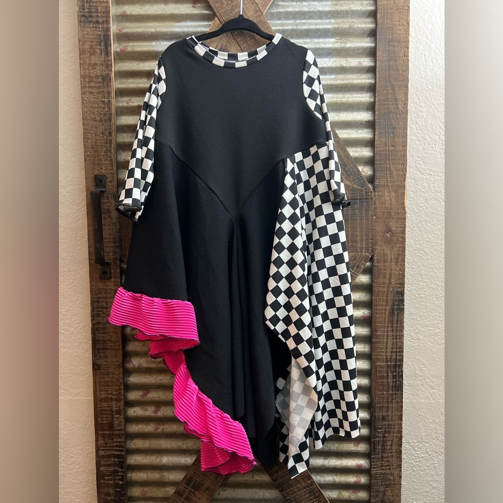 • Little Ladies Top •